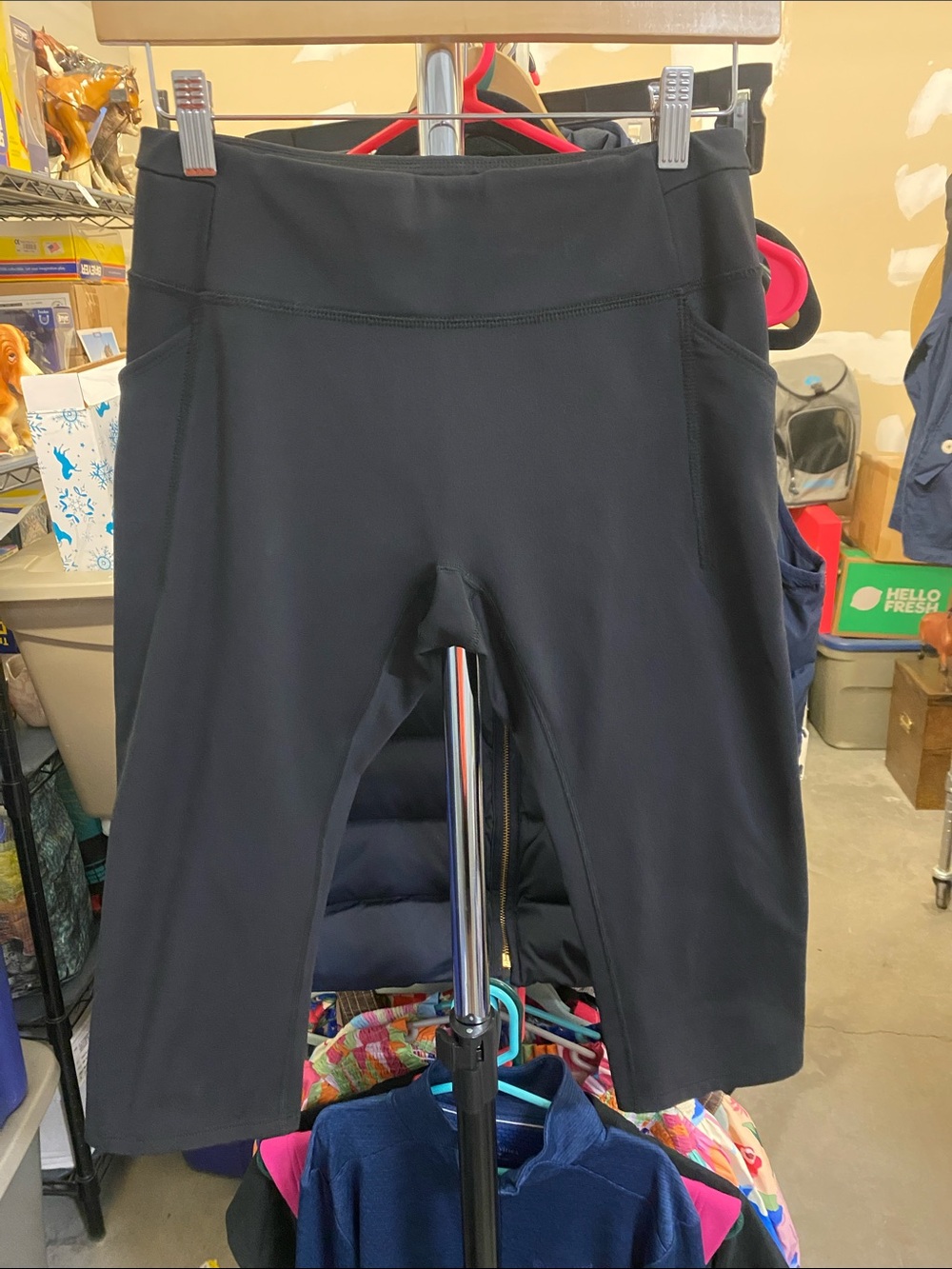Runin’ Rabbit Capri Leggings